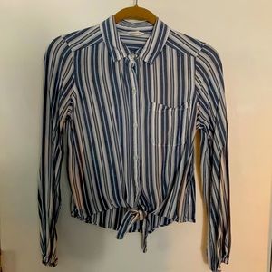 Aeropostale | Striped Tie-Front Button-Down Shirt | Small